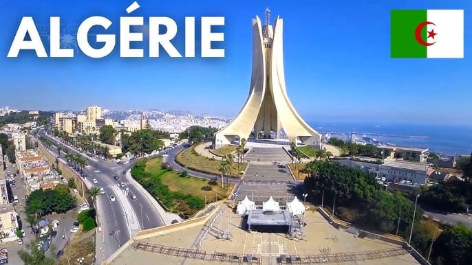 Algérie : le plus grand pays de l'Afrique parmi le top 10 tendances été 2025 des Français