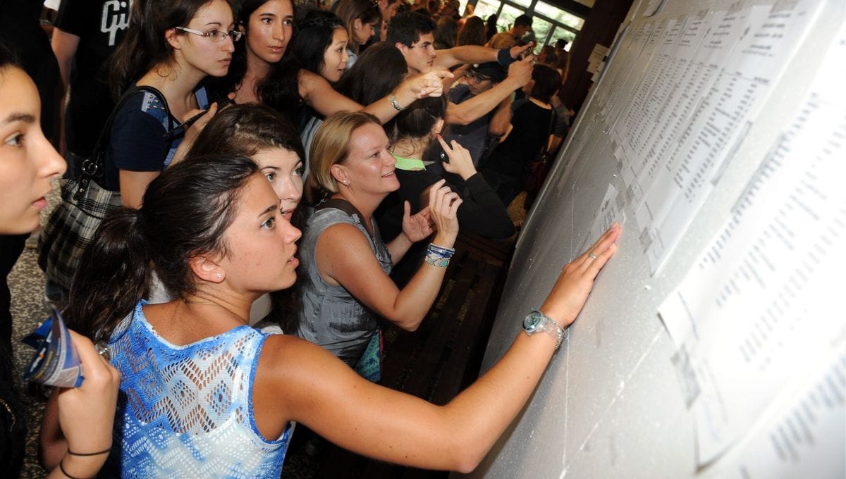 Bac 2025 en Algérie : les raisons surprenantes de la réussite des filles Bac 2025 en Algérie : les raisons surprenantes de la réussite des filles