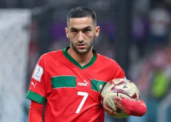 Pourquoi le Roi du Maroc éclipse Hakim Ziyech : la vérité derrière cette mise à l'écart choc