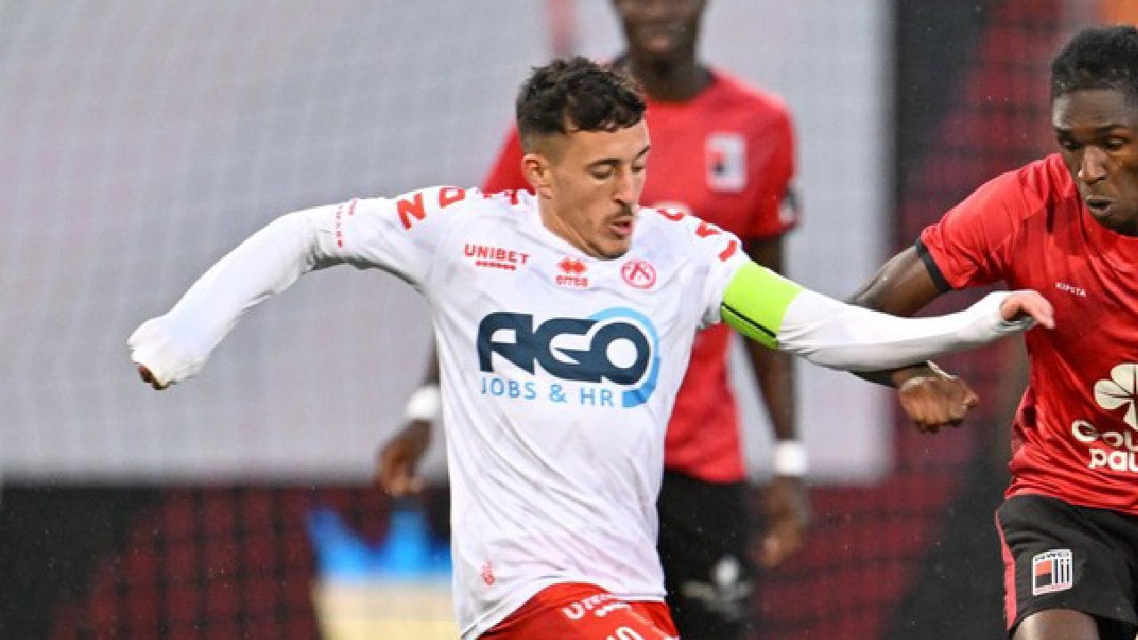 Algérie : un international enfin libéré par son club après de longs mois d’attente Algérie : un international enfin libéré par son club après de longs mois d'attente