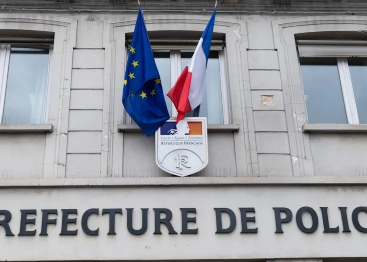 Bonne nouvelle pour les étrangers en France : une préfecture simplifie l'obtention des titres de séjour