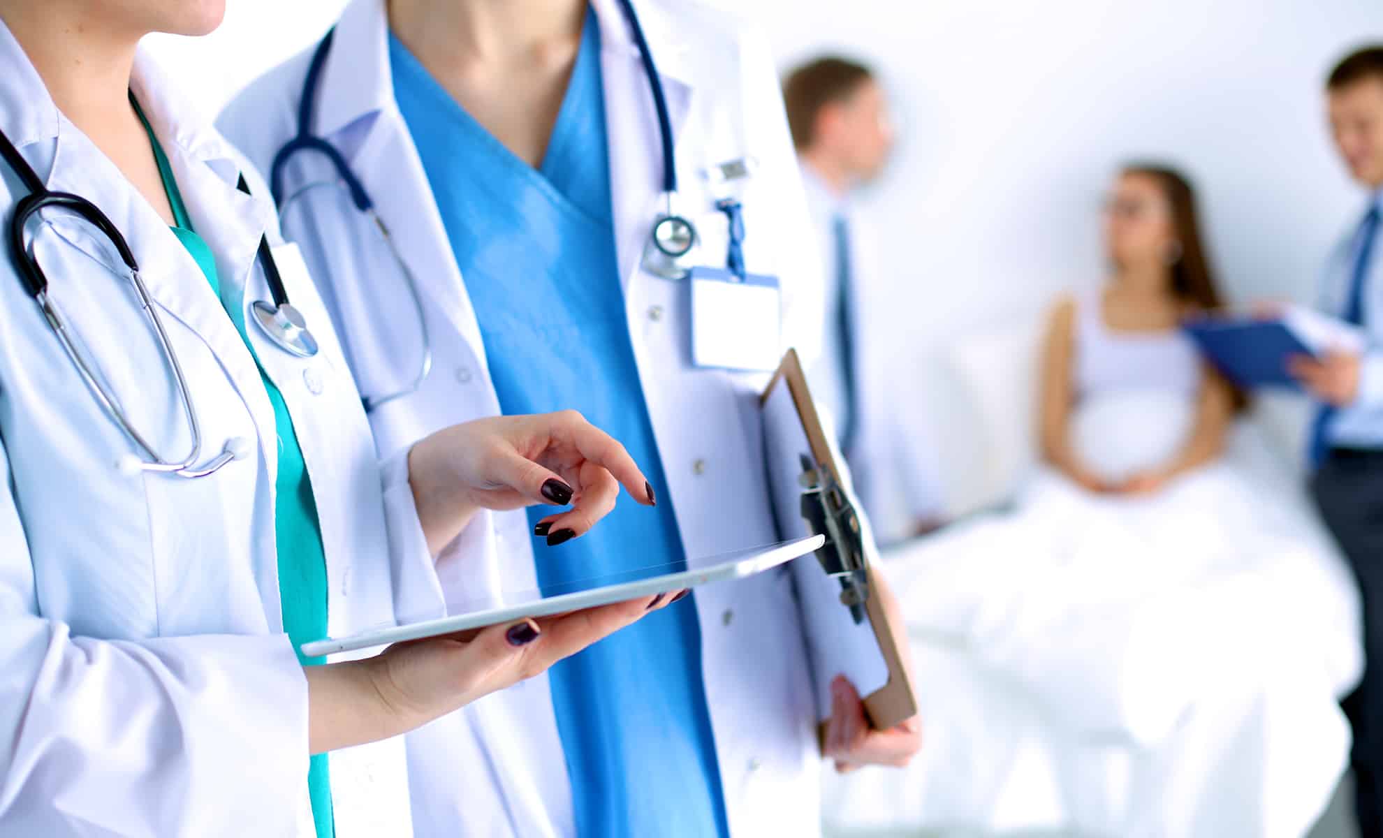 Médecin algérienne contrainte de rembourser 34 000 euros à un hôpital français Médecin algérienne contrainte de rembourser 34 000 euros à un hôpital français : les raisons derrière cette décision choc