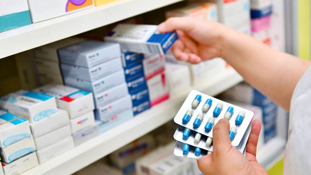 Bonne nouvelle : une nouvelle catégorie d’Algériens désormais éligible aux médicaments Bonne nouvelle : une nouvelle catégorie d’Algériens désormais éligible aux médicaments gratuits grâce à l’État
