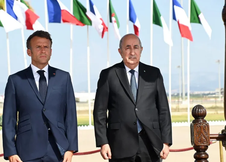 Crise Algérie-France : les anciens conseillers de Sarkozy et Hollande critiquent Macron