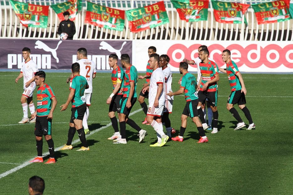 Deux jeunes talents algériens traversent la Méditerranée pour percer dans le football européen