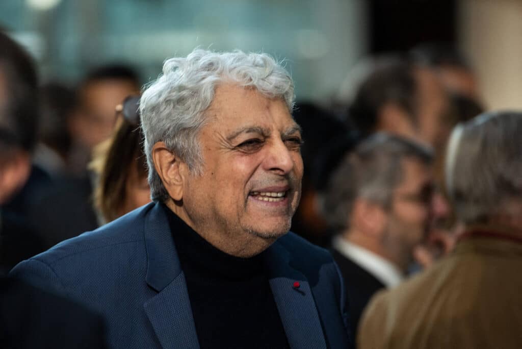 Enrico Macias crée la polémique sur les Palestiniens Enrico Macias