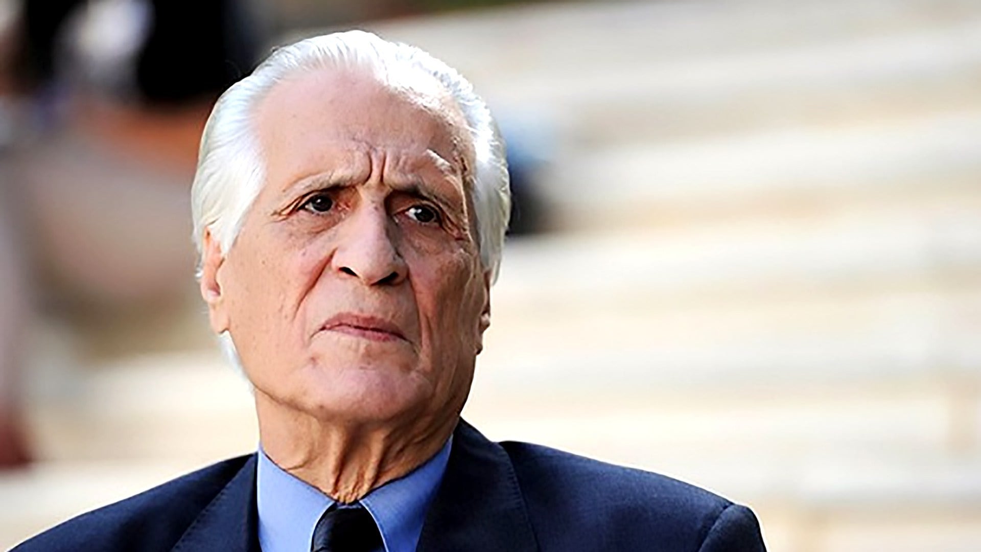 Décès du Diplomate Algérien Ahmed Taleb Ibrahimi Portrait d'Ahmed Taleb Ibrahimi, diplomate algérien décédé.