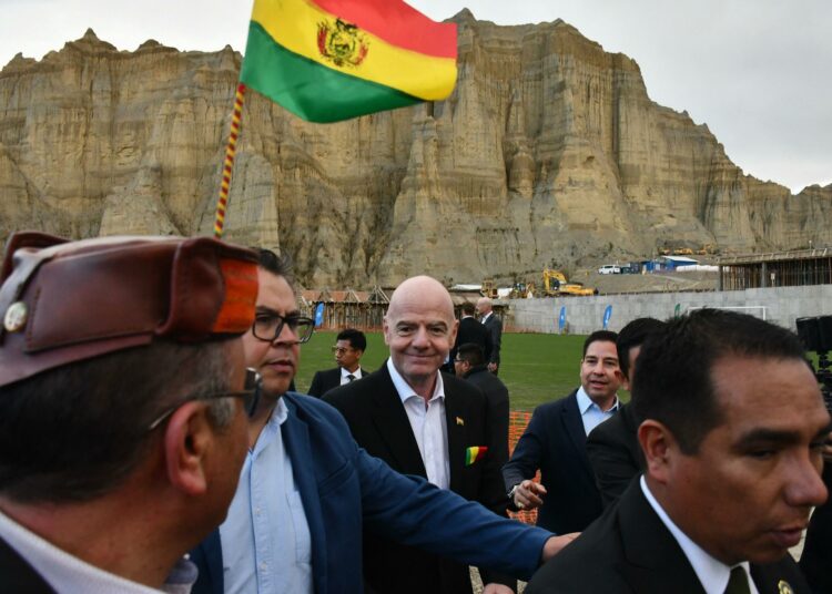 Coupe du monde : la promesse folle de Gianni Infantino à la Bolivie