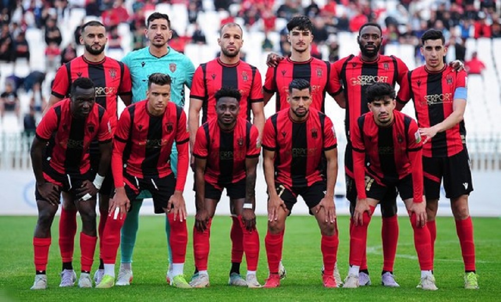 USM Alger : la décision forte de Benchikha enfin révélée USM Alger : la décision forte de Benchikha enfin révélée