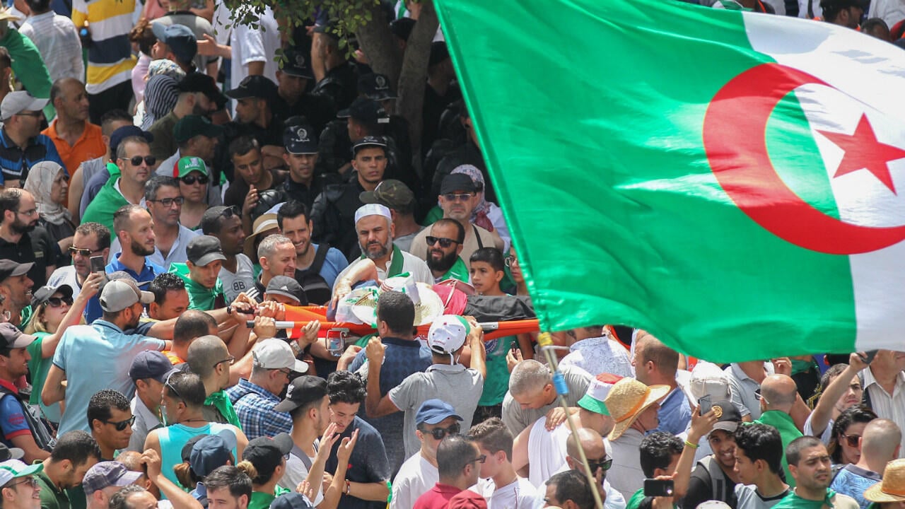 Algérie : des appels à manifester dévoilés Algérie : des appels à manifester dévoilés