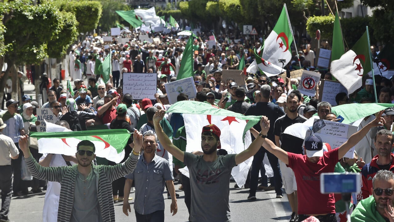 Récit glaçant à Alger : il perd sa main dans un drame Récit glaçant à Alger : il perd sa main dans un drame