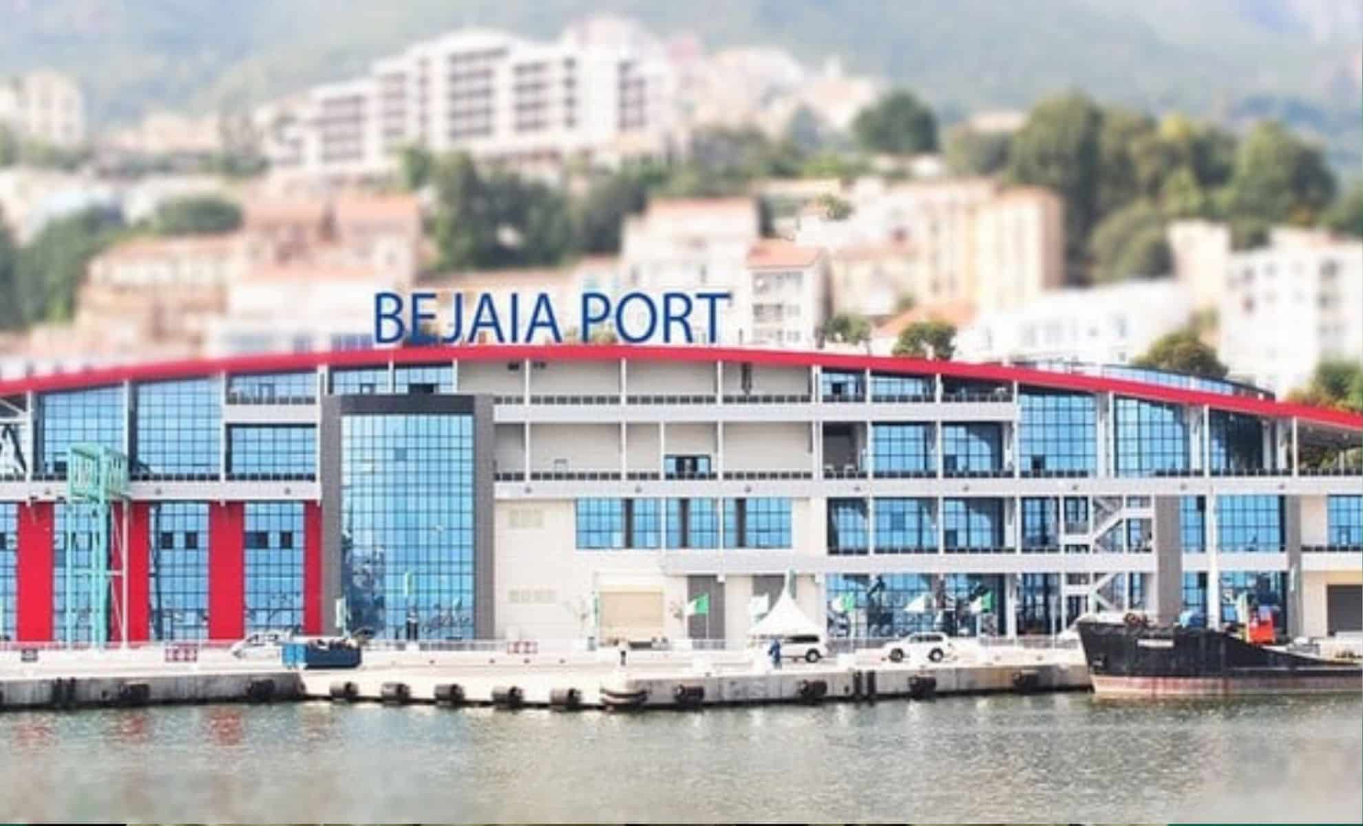 Saisie surprise de pièces auto au port de Bejaïa (vidéo)