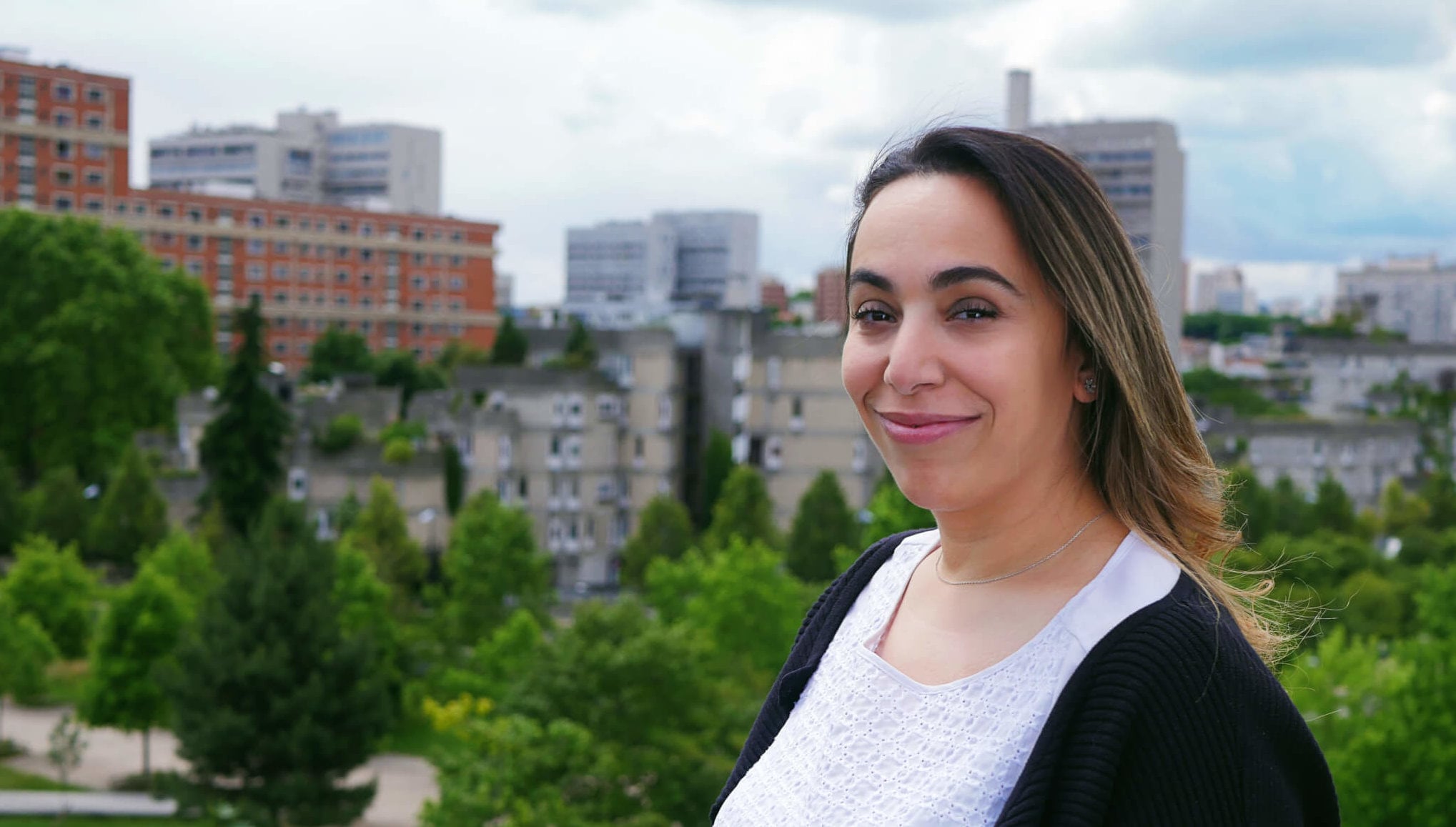 Sabrina Sebaihi révèle avec fierté ses origines franco-algériennes Sabrina Sebaihi