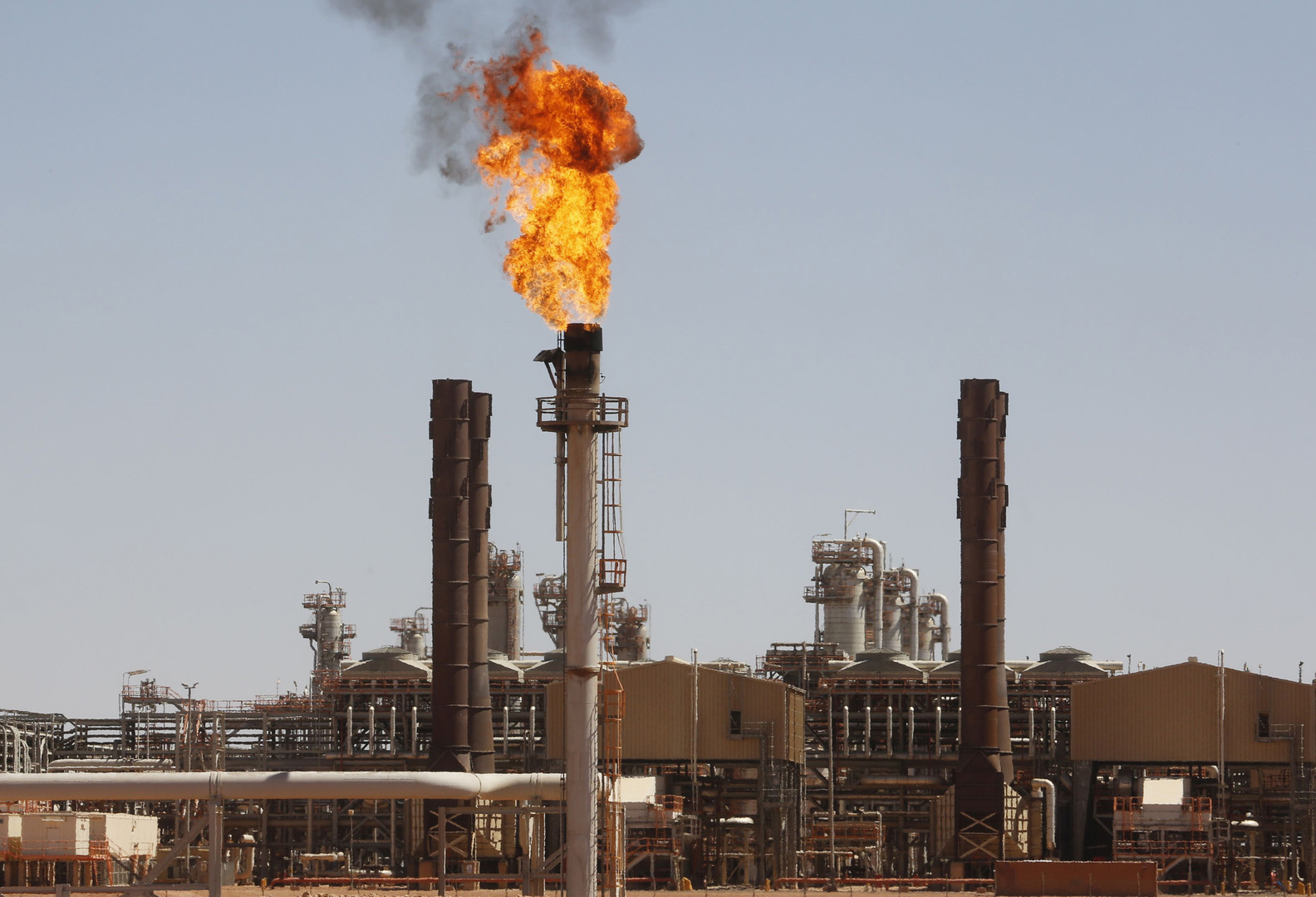 Pourquoi la production pétrolière d’Algérie explose encore Pourquoi la production pétrolière d’Algérie explose encore