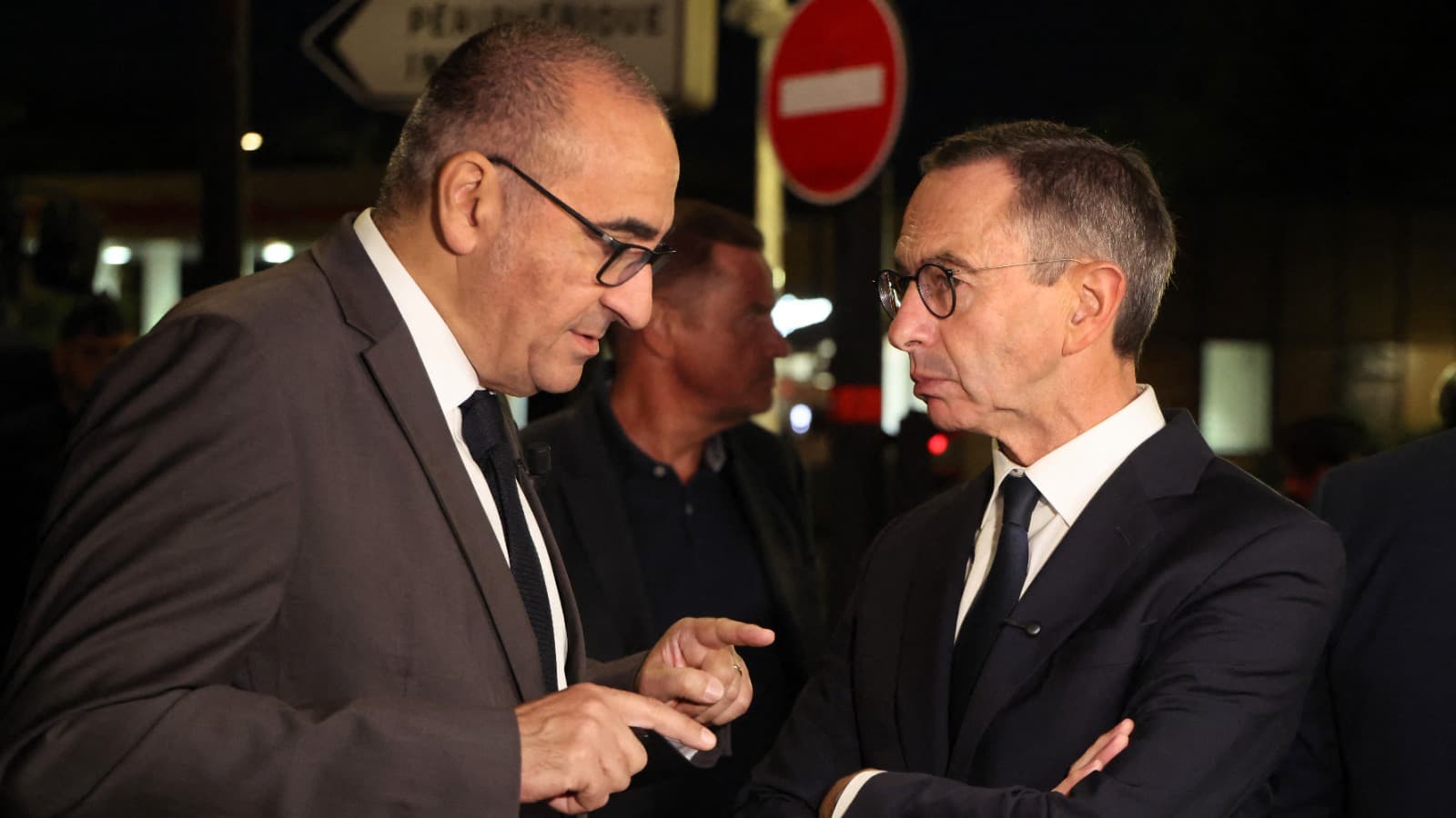  Relations France-Algérie: Réponse du Chef du renseignement 