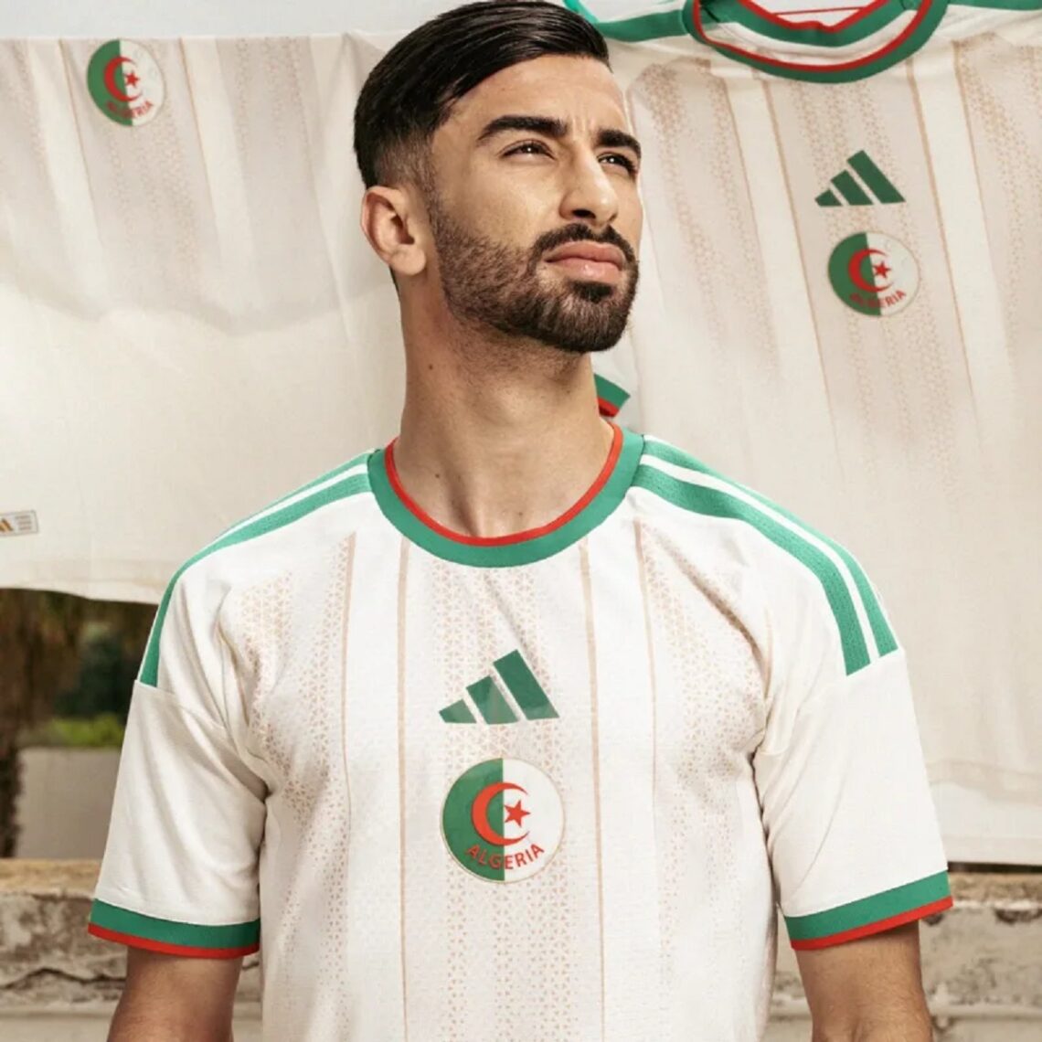 Maillot Algérie CAN 2025 : un zellige qui fait sensation Maillot Algérie CAN 2025 : un zellige qui fait sensation