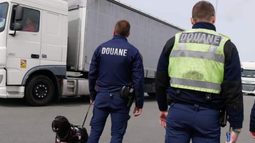 Revente illégale d'une aide tourisme : un homme arrêté Revente illégale d'une aide tourisme : un homme arrêté