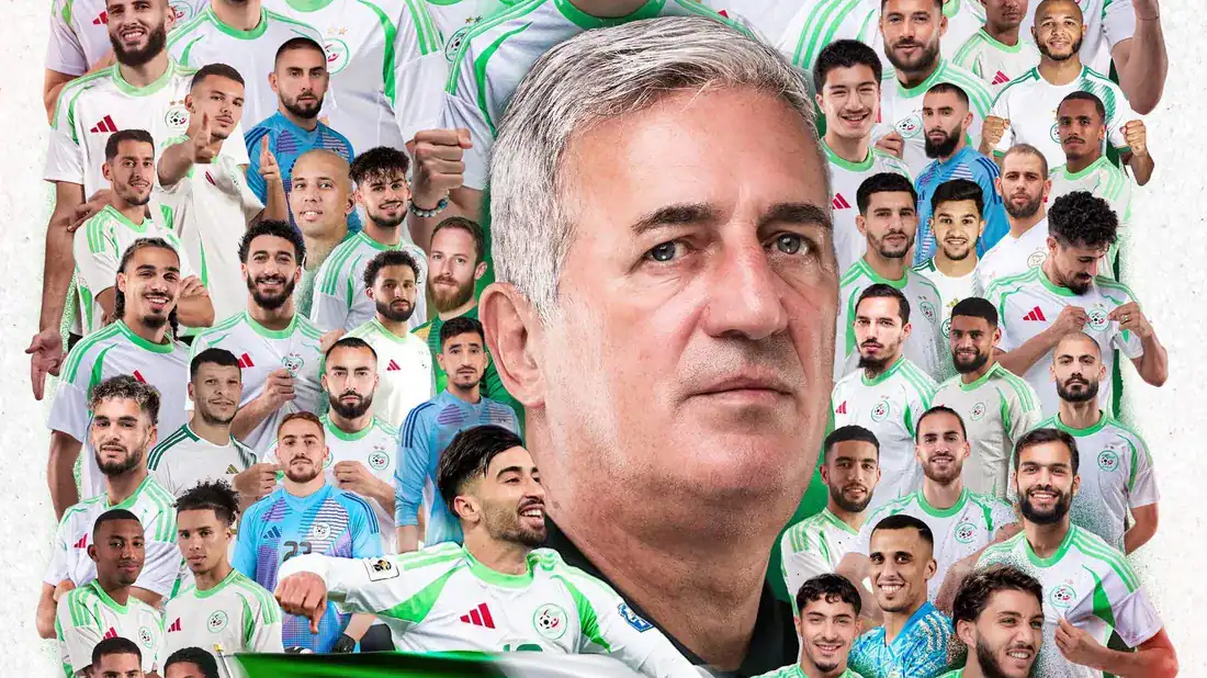 L’Algérie décroche le jackpot sans disputer le match L'entraîneur et l'équipe algérienne de football en célébration.