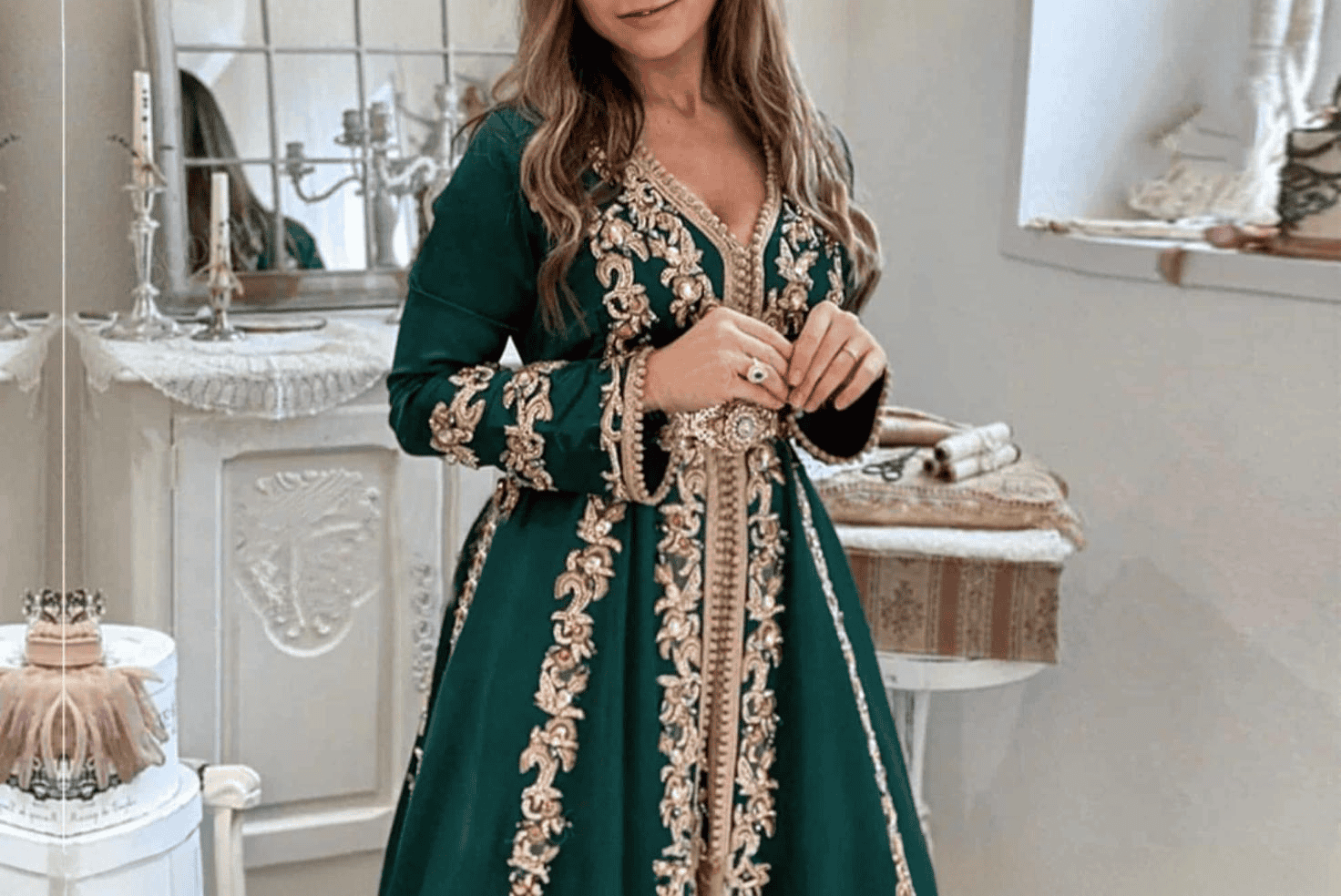 Origine du caftan : l’Algérie gagne une bataille clé Origine du caftan : l’Algérie gagne une bataille clé