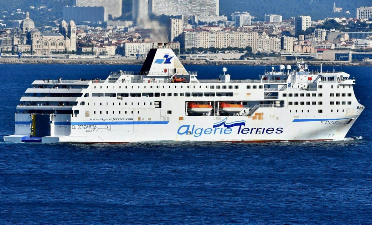 Pourquoi une traversée Oran-Marseille a été reportée ?