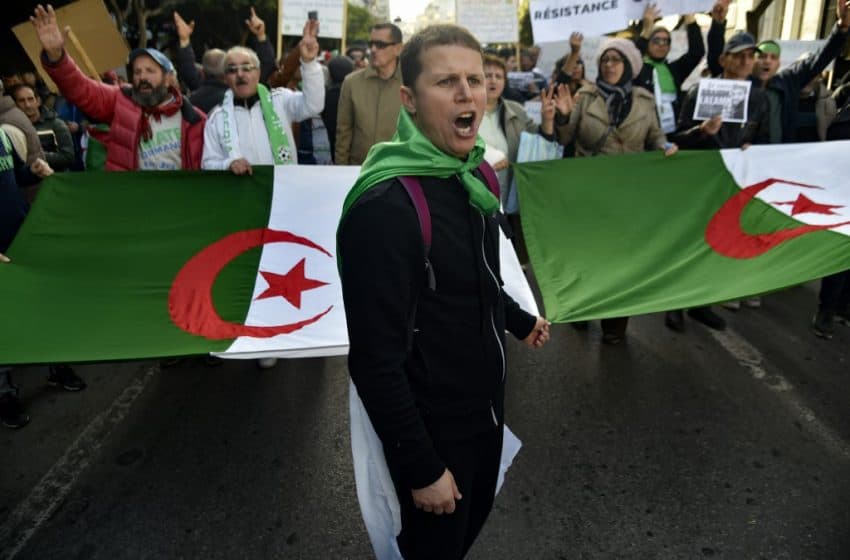Déchéance de nationalité : Algériens de l’étranger concernés ?