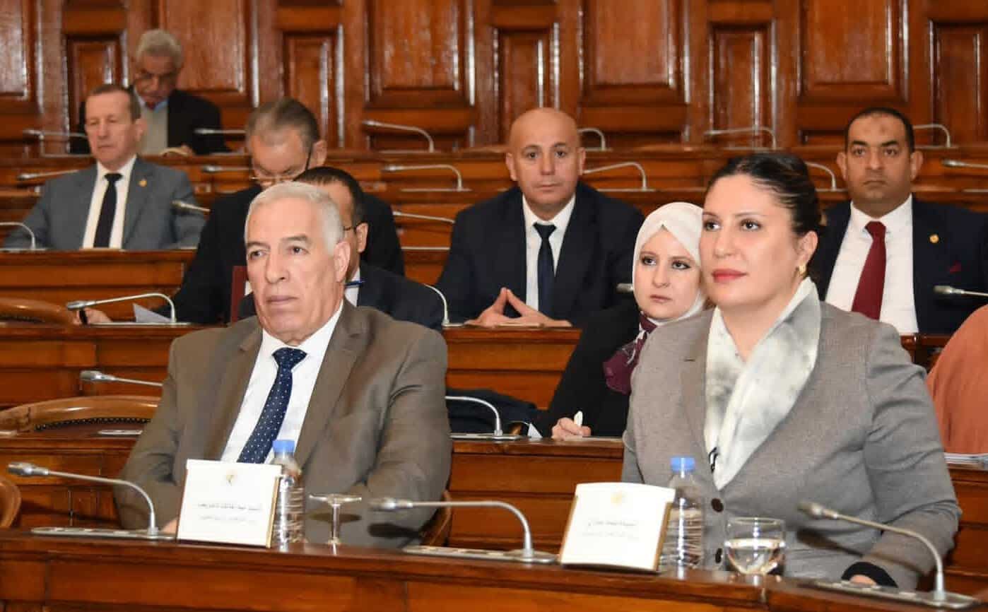 Colonialisme en Algérie : pourquoi le Sénat dit non à 13 lois