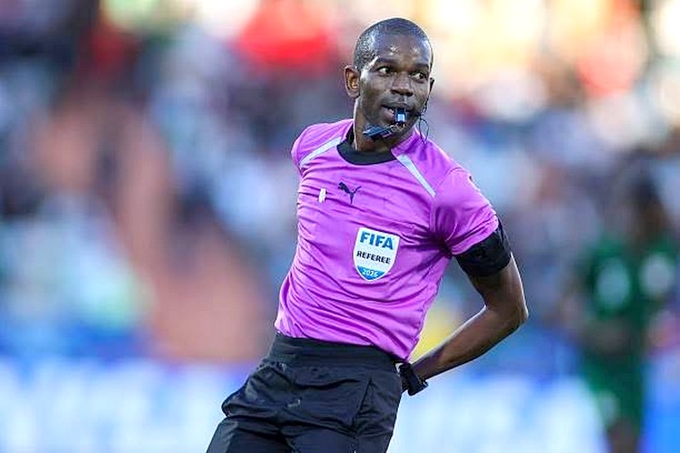 Insulte choc de l’arbitre à Anis Hadj Moussa révélée