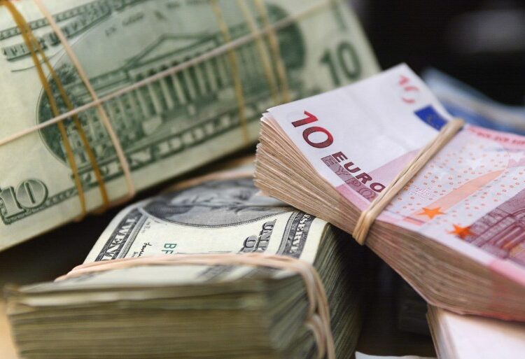 Saisie de 15 200 euros et d’or à l’aéroport d’Annaba