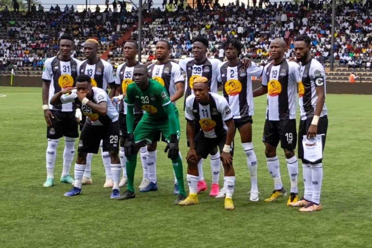 La star algérienne surprise par une signature au Congo La star algérienne surprise par une signature au Congo