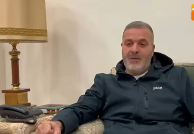 Agour Mehenni révèle son lien profond avec l’Algérie Agour Mehenni révèle son lien profond avec l’Algérie