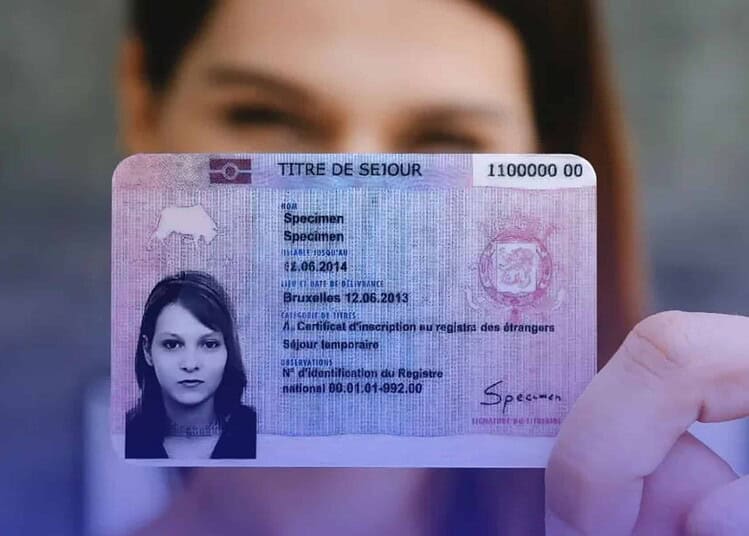 Cette préfecture simplifie le titre de séjour des étrangers
