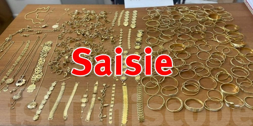 Scandale en Algérie : bijoux de contrebande venus de France Collection de bijoux en or de contrebande en Algérie.