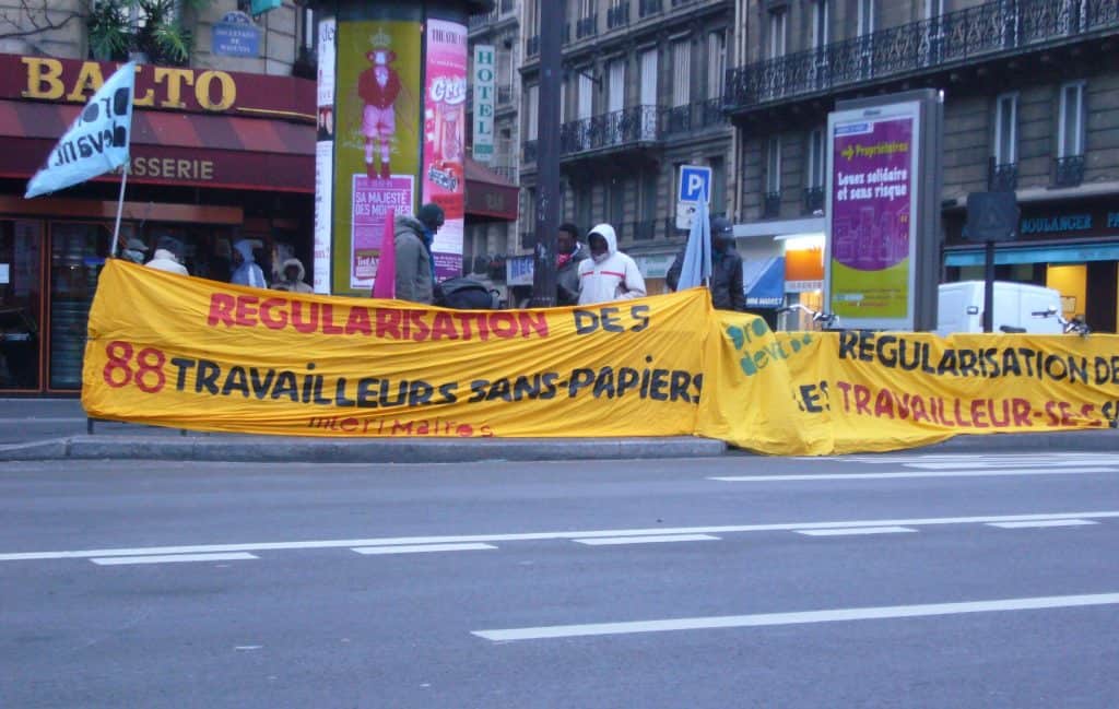Genève : le dilemme des sans-papiers, justice ou expulsion ? Protestation pour la régularisation des sans-papiers à Genève.