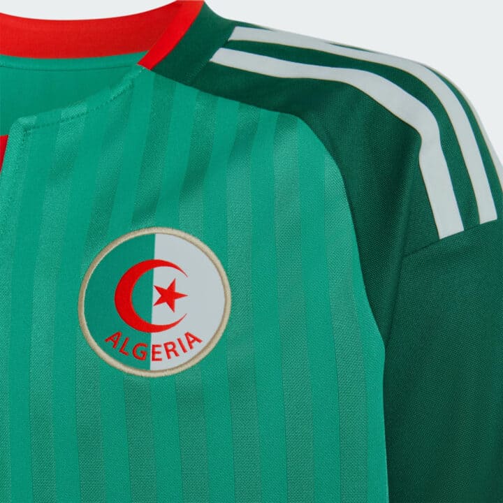 Maillot extérieur de l'Algérie pour la Coupe du Monde 2026.