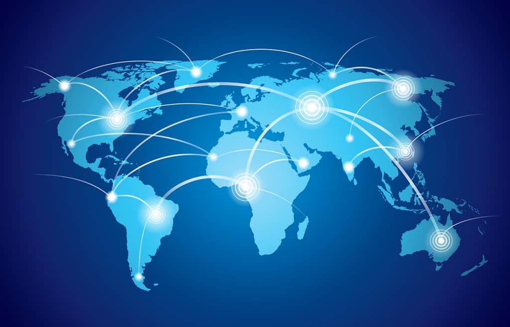 Carte du monde avec lignes de connexion numérique.