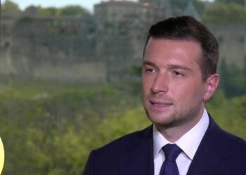 Jordan Bardella : un voyage prochain en Algérie ?