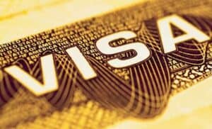 Visa européen avec motif de sécurité et texte 'VISA'.