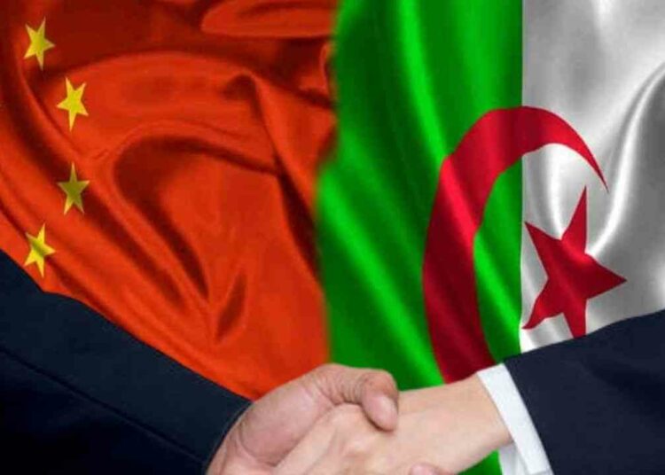 Une montre importée de Chine suscite la controverse en Algérie