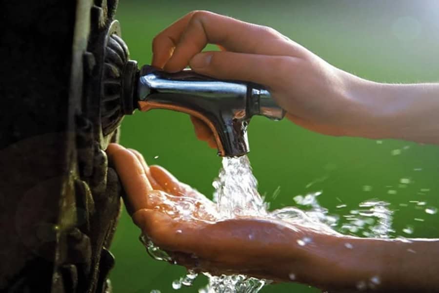 Alger lance un outil contre les surprises d’eau Main utilisant un robinet pour contrôler l’eau en cas de surprise d’eau.