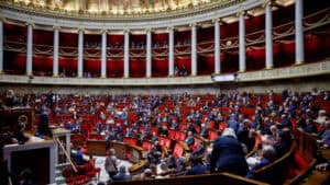 Nouvelle législation en France : 210 jours de rétention pour sans-papiers ?